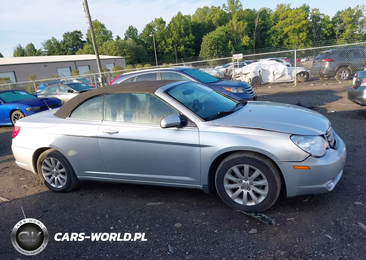 2010 Chrysler Sebring Touring VIN:1C3BC5ED7AN142928 - 13