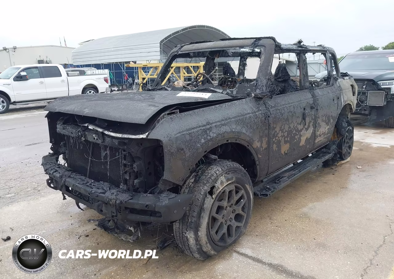 2024 Ford Bronco Outer Banks VIN:1FMDE8BH2RLB27425 - 2