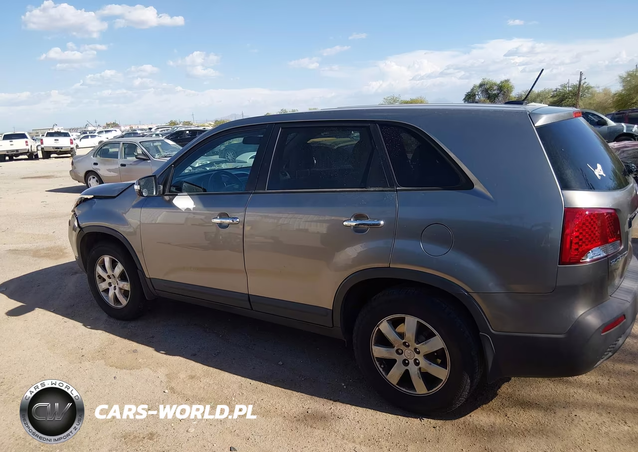 2012 Kia Sorento Lx VIN:5XYKT3A1XCG300023 - 13