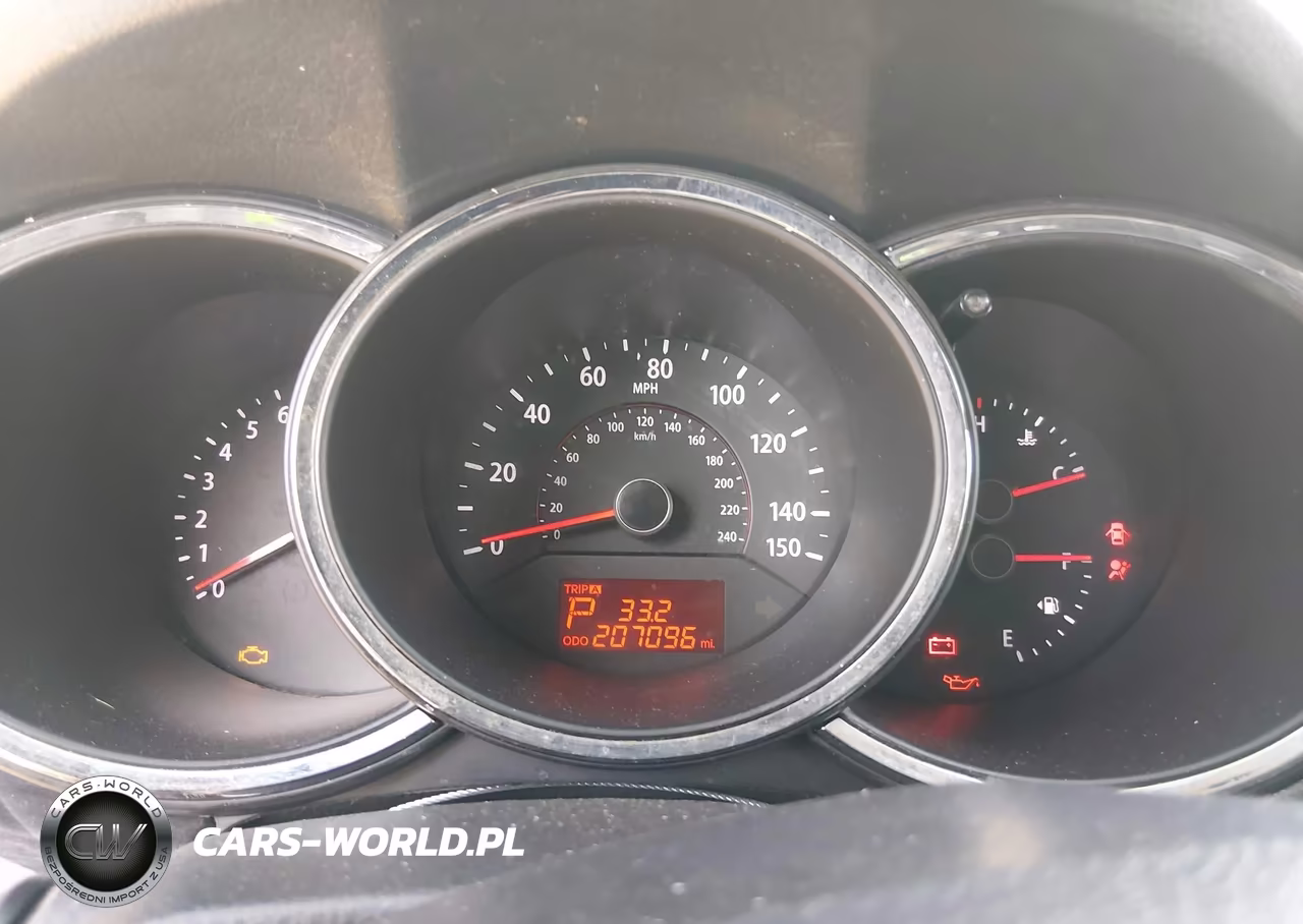 2012 Kia Sorento Lx VIN:5XYKT3A1XCG300023 - 7