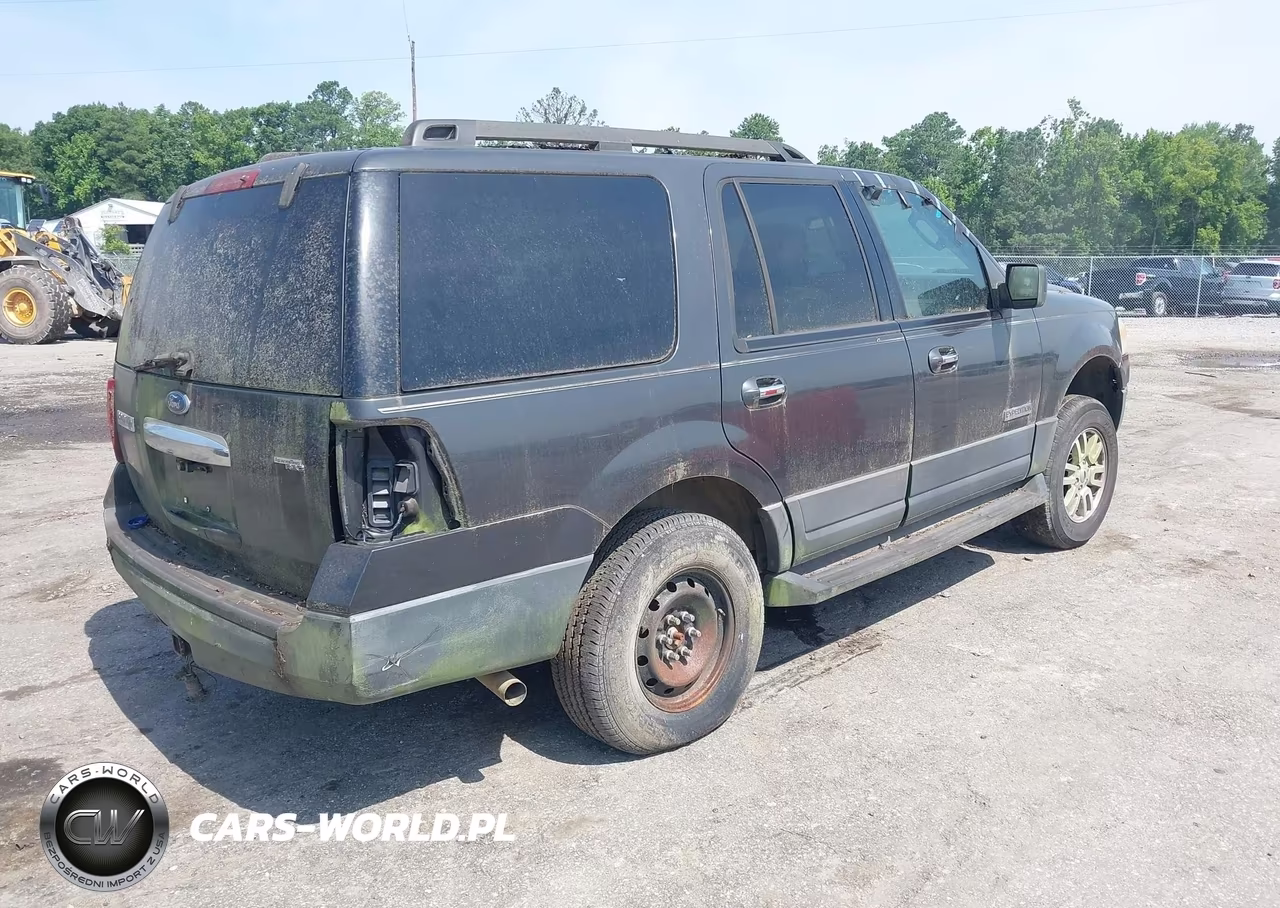 2007 Ford Expedition Xlt VIN:1FMFU165X7LA43269 - 4