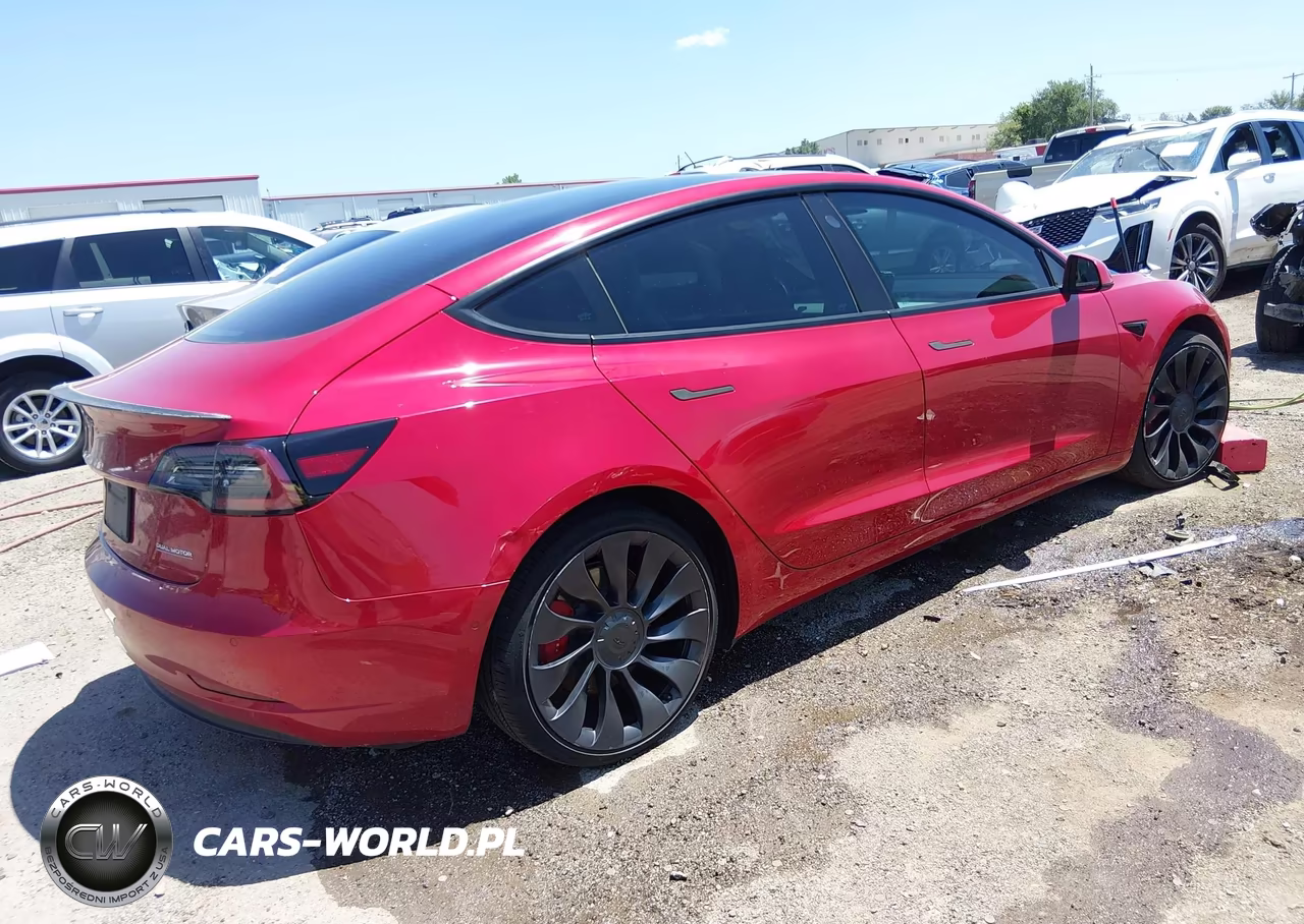 2021 Tesla Model 3 Performance Dual Motor All-Wheel Drive VIN:5YJ3E1ECXMF082933 - 4