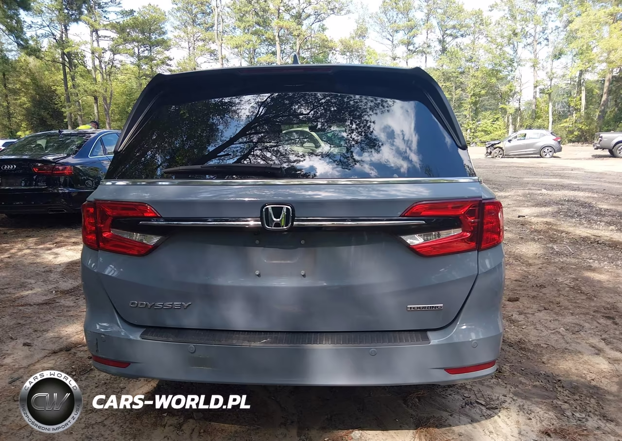 2024 Honda Odyssey Touring VIN:5FNRL6H84RB036347 - 17
