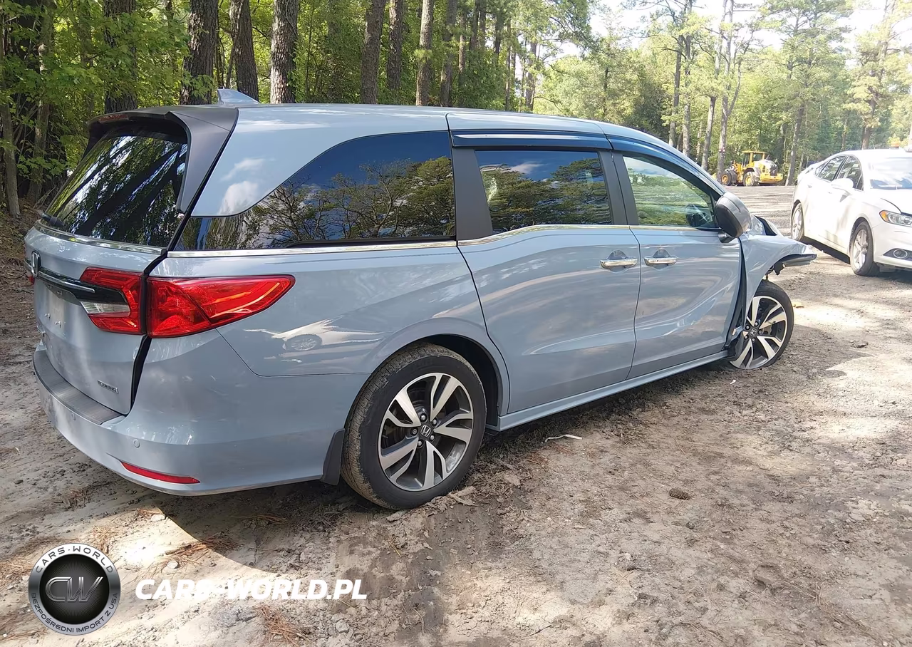 2024 Honda Odyssey Touring VIN:5FNRL6H84RB036347 - 4