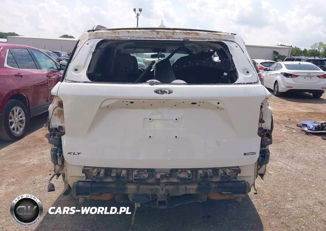 2020 Ford Explorer Xlt VIN:1FMSK7DH1LGA69962 - 17