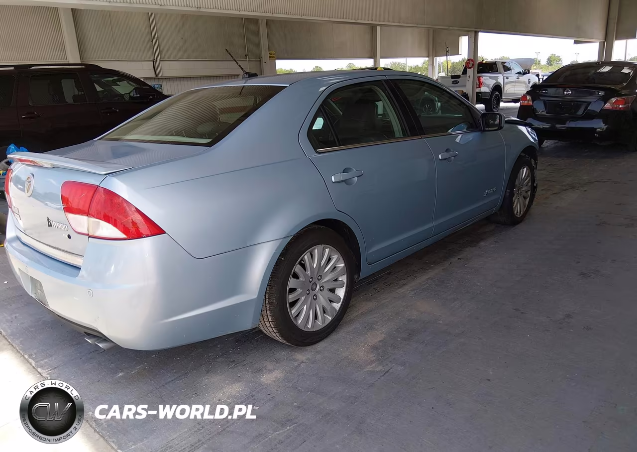 2010 Mercury Milan Hybrid VIN:3MEDM0L39AR613195 - 4
