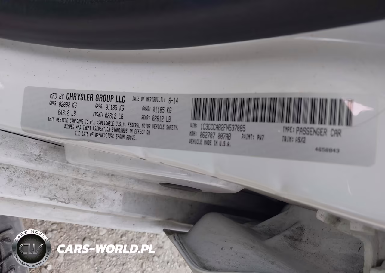 2015 Chrysler 200 Limited VIN:1C3CCCAB2FN537085 - 9
