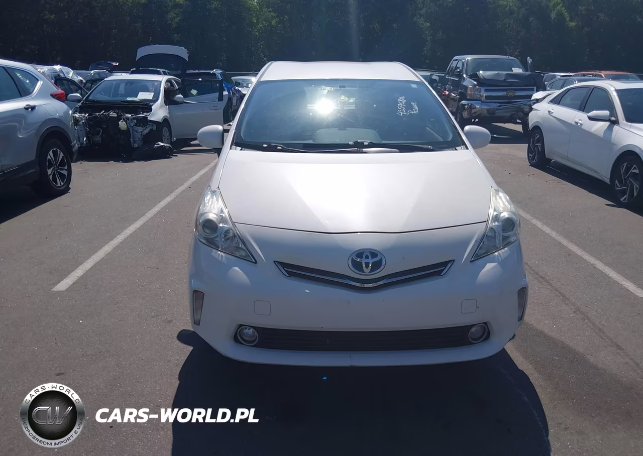 2013 Toyota Prius V Two VIN:JTDZN3EU2D3286167 - 12