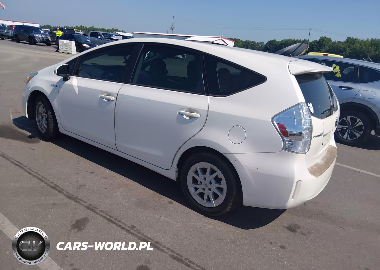 2013 Toyota Prius V Two VIN:JTDZN3EU2D3286167 - 3