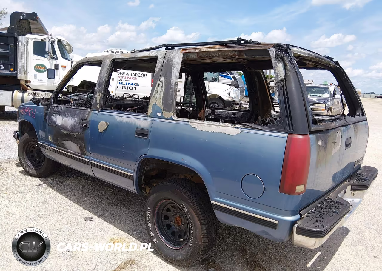 1995 Chevrolet Tahoe C1500 VIN:1GNEC13K6SJ406742 - 3