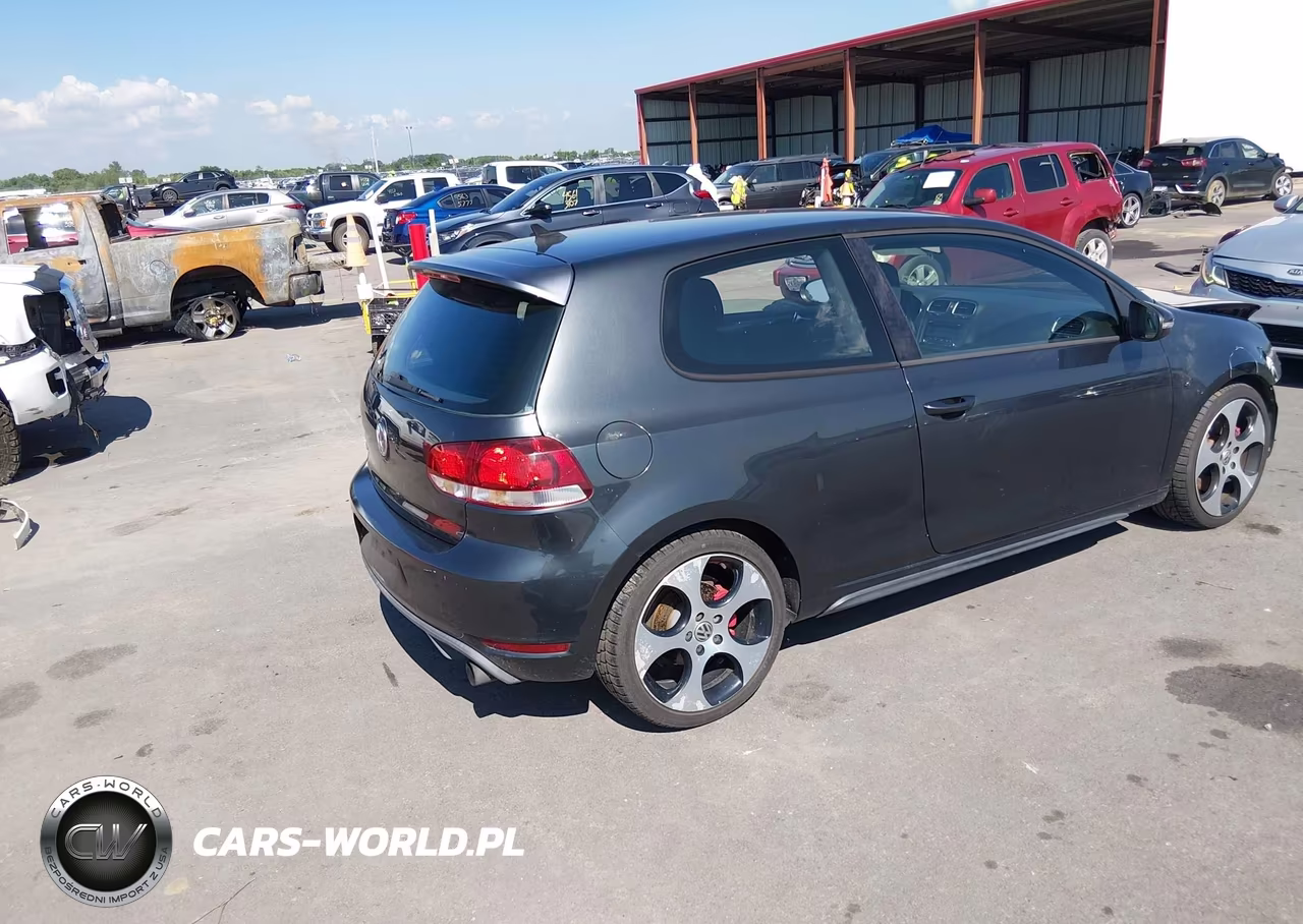 2012 Volkswagen Gti 2-Door VIN:WVWFV7AJ3CW244593 - 4