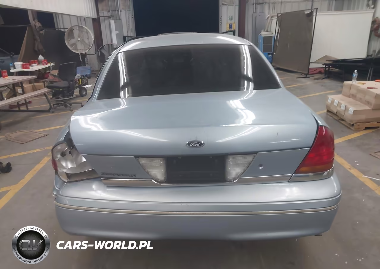 2002 Ford Crown Victoria Lx VIN:2FAFP74W02X159611 - 16