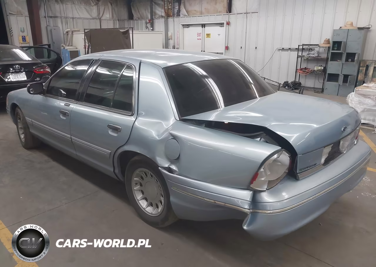 2002 Ford Crown Victoria Lx VIN:2FAFP74W02X159611 - 3