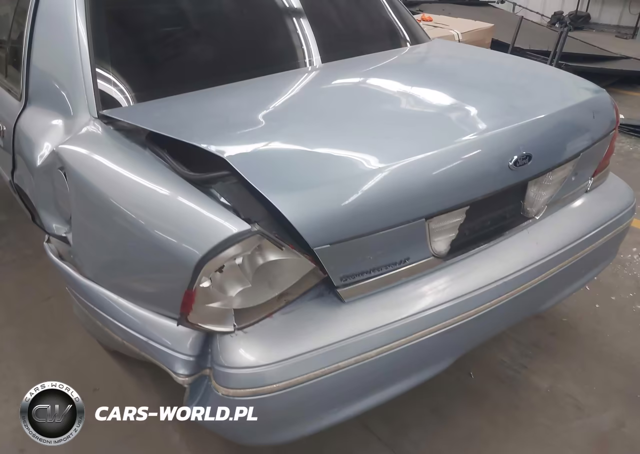 2002 Ford Crown Victoria Lx VIN:2FAFP74W02X159611 - 6