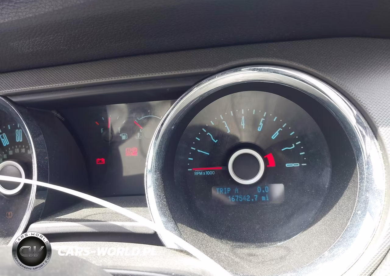 2014 Ford Mustang V6 VIN:1ZVBP8AM2E5220879 - 7