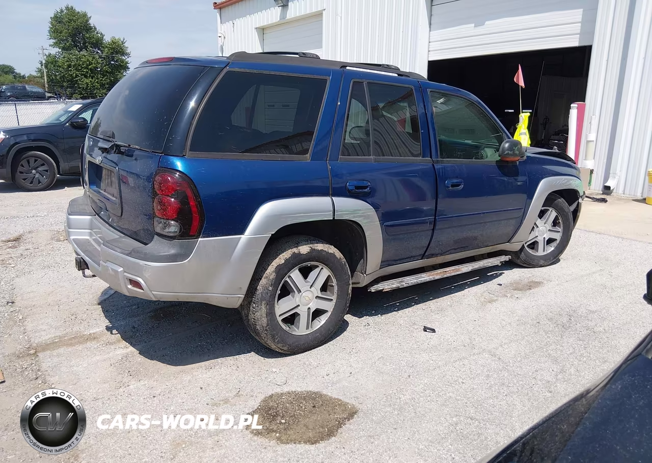 2005 Chevrolet Trailblazer Lt VIN:1GNDT13S052327254 - 4