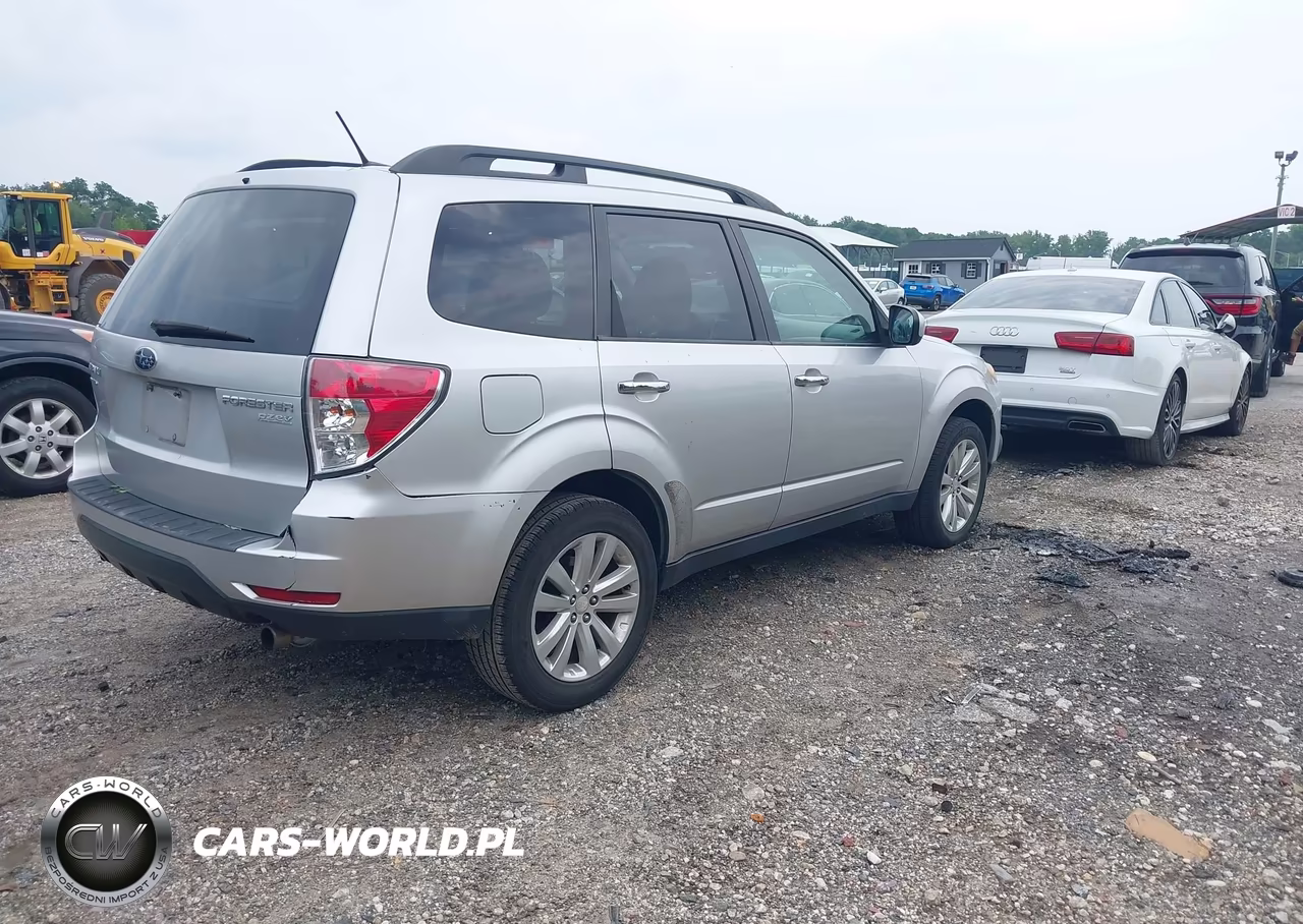 2011 Subaru Forester 2.5X Premium VIN:JF2SHADC6BH727449 - 4