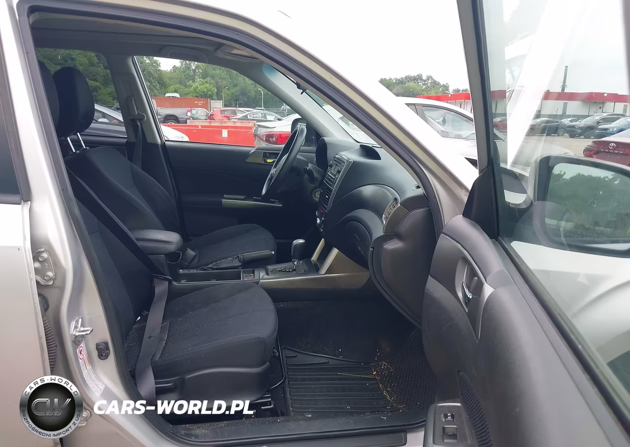 2011 Subaru Forester 2.5X Premium VIN:JF2SHADC6BH727449 - 5