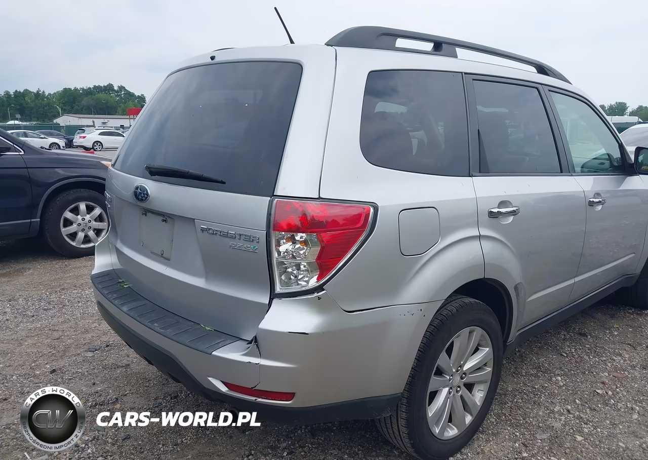 2011 Subaru Forester 2.5X Premium VIN:JF2SHADC6BH727449 - 6