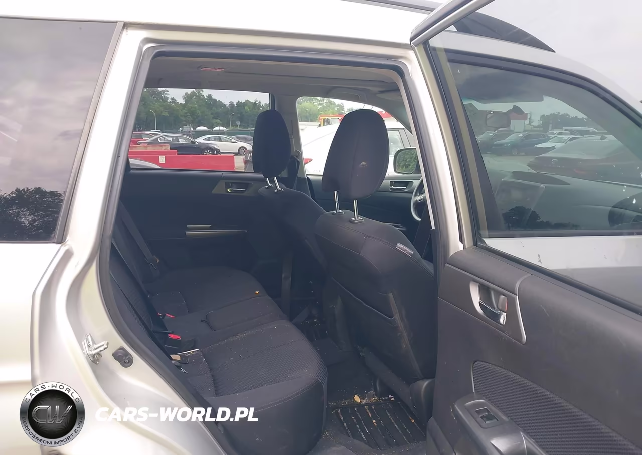 2011 Subaru Forester 2.5X Premium VIN:JF2SHADC6BH727449 - 8