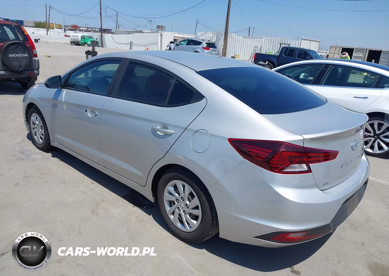 2019 Hyundai Elantra Se VIN:5NPD74LF9KH454998 - 3