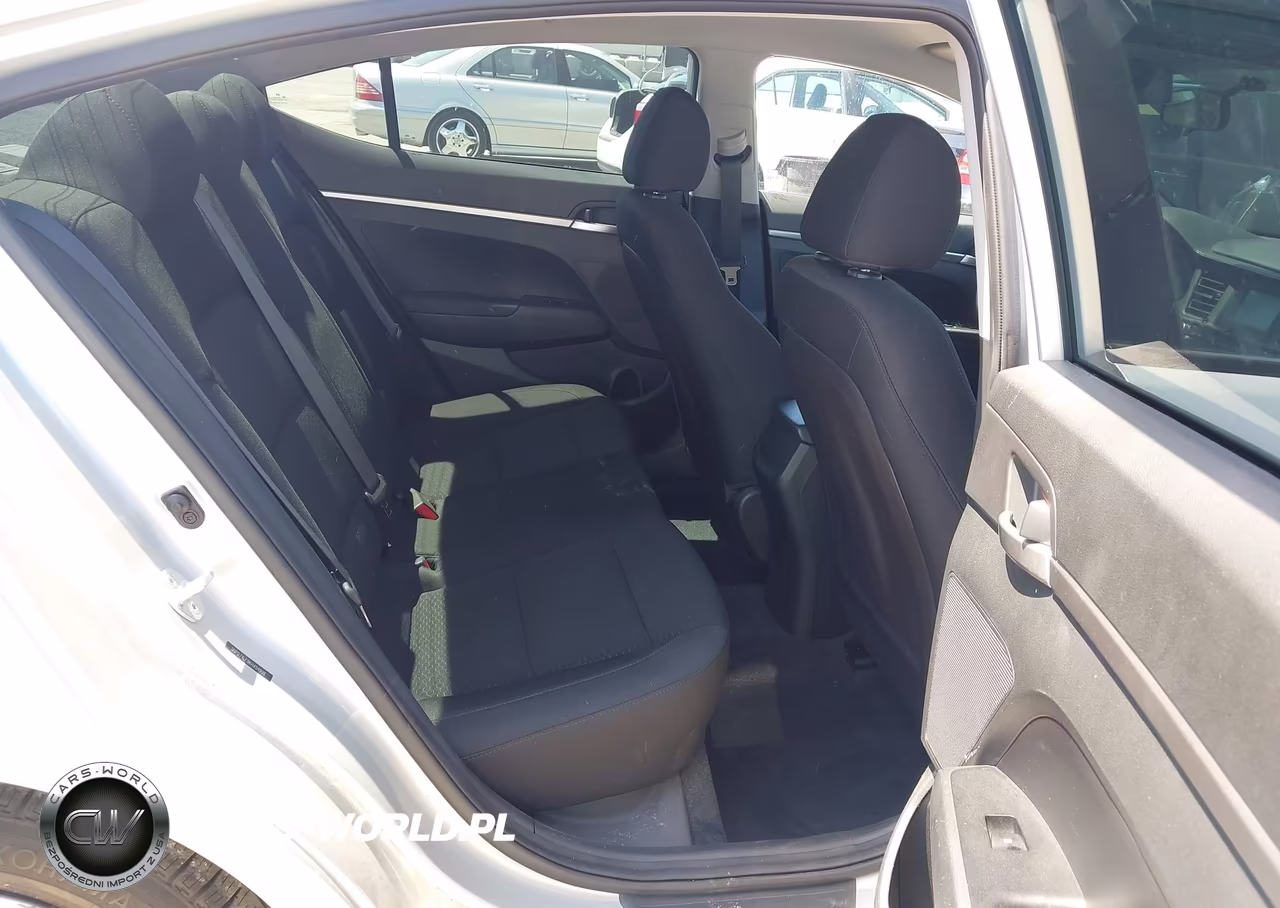 2019 Hyundai Elantra Se VIN:5NPD74LF9KH454998 - 8
