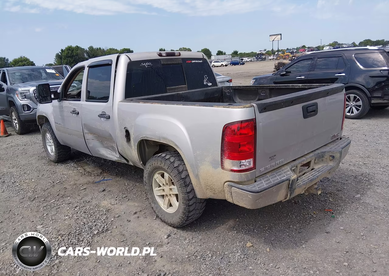 2007 GMC Sierra 1500 Denali VIN:2GTEK638571683364 - 3