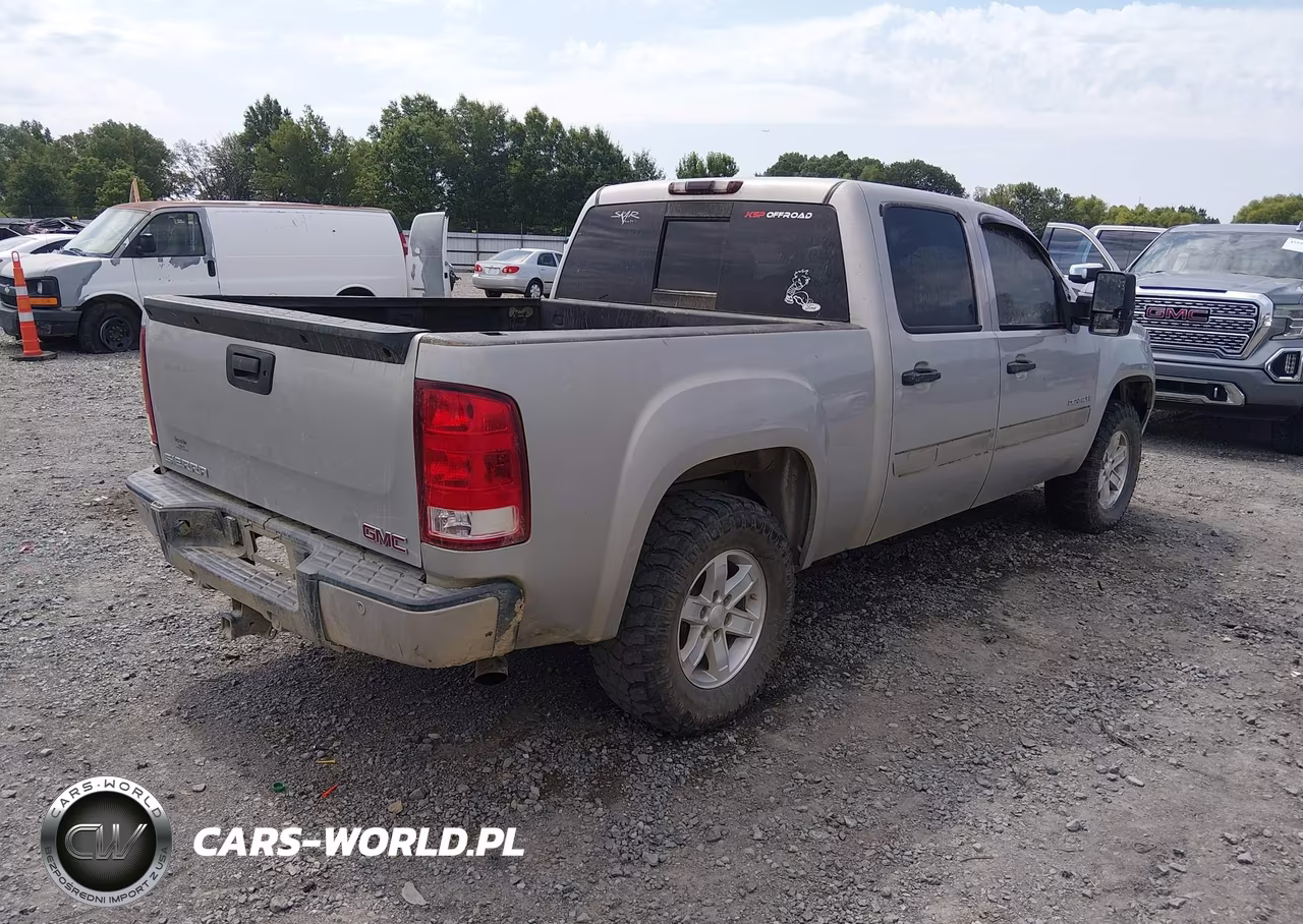 2007 GMC Sierra 1500 Denali VIN:2GTEK638571683364 - 4