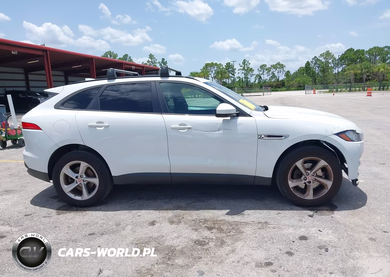 2018 Jaguar F-Pace 20D Premium VIN:SADCJ2FN8JA255522 - 13