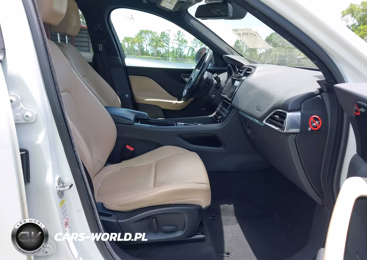 2018 Jaguar F-Pace 20D Premium VIN:SADCJ2FN8JA255522 - 5