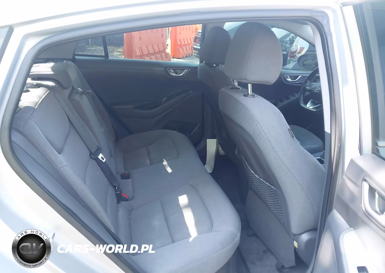 2020 Hyundai Ioniq Hybrid Se VIN:KMHC75LC1LU201118 - 8