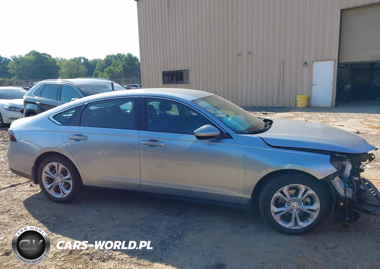 2025 Honda Accord Lx VIN:1HGCY1F24SA034638 - 13