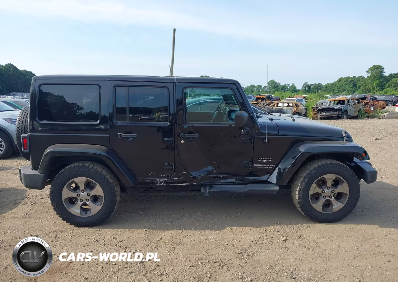 2017 Jeep Wrangler Unlimited Sahara VIN:1C4HJWEG8HL583419 - 13