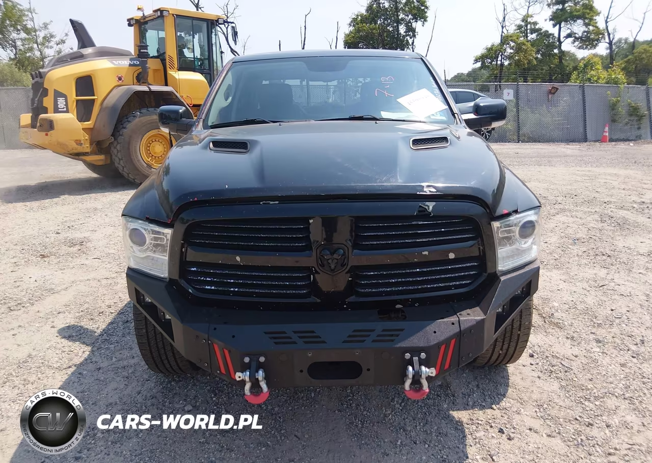 2016 Ram 1500 Sport VIN:1C6RR7MT1GS235698 - 13