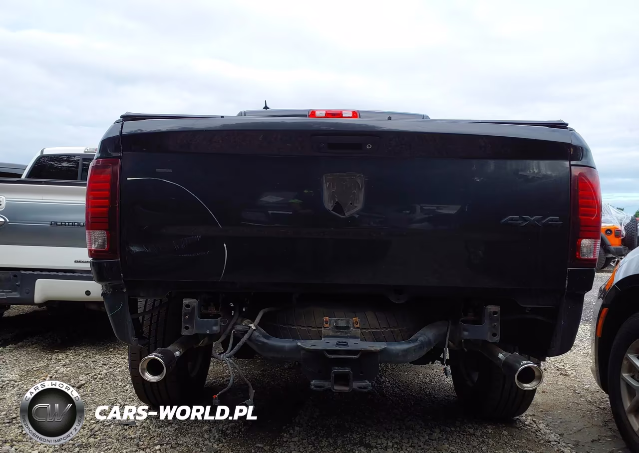2016 Ram 1500 Sport VIN:1C6RR7MT1GS235698 - 20