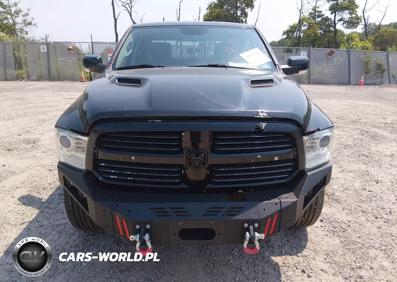 2016 Ram 1500 Sport VIN:1C6RR7MT1GS235698 - 6