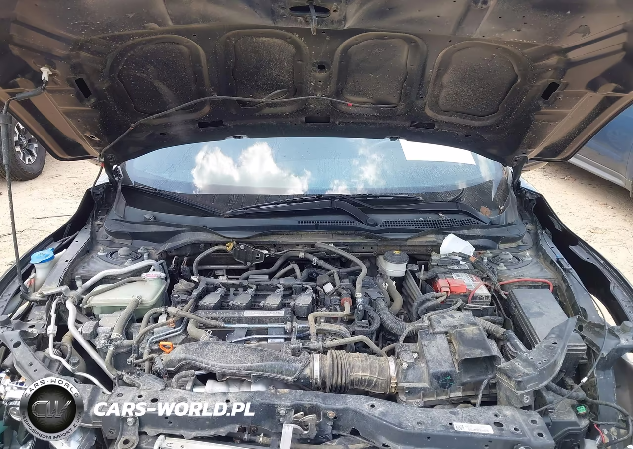 2018 Honda Civic Sport VIN:SHHFK7H46JU231247 - 10