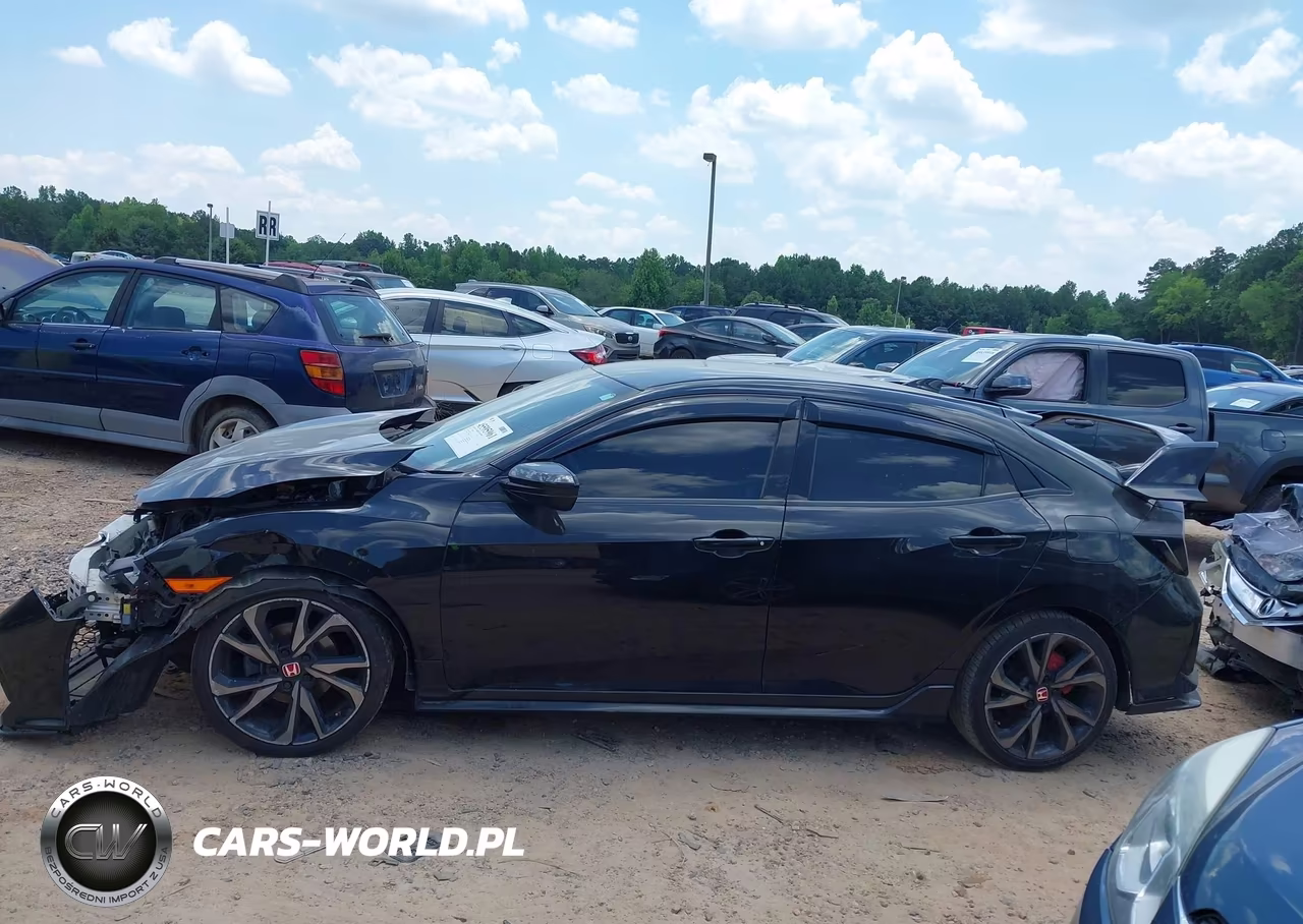 2018 Honda Civic Sport VIN:SHHFK7H46JU231247 - 14