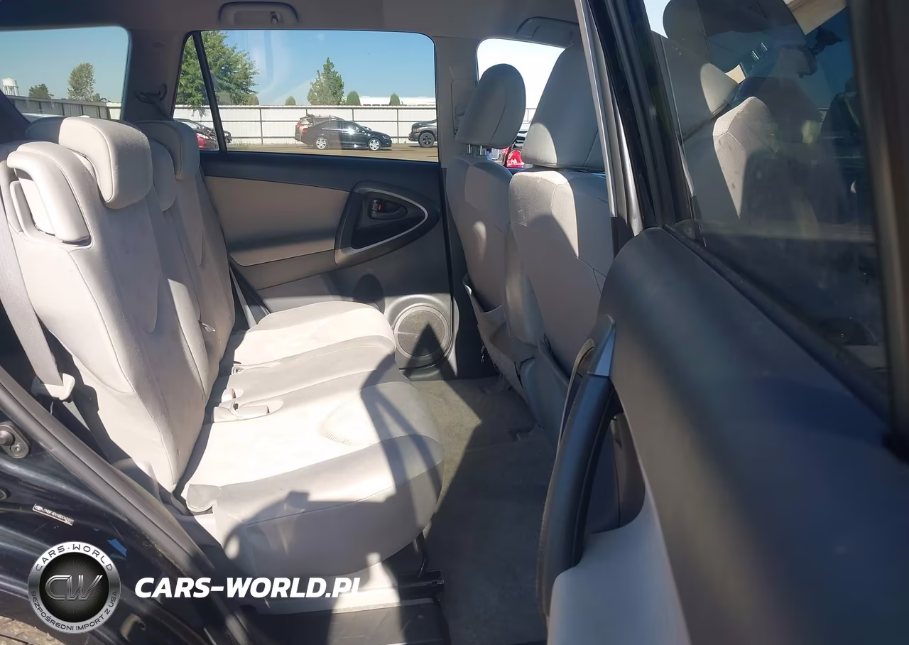 2011 Toyota Rav4 VIN:JTMBF4DVXBD042997 - 8