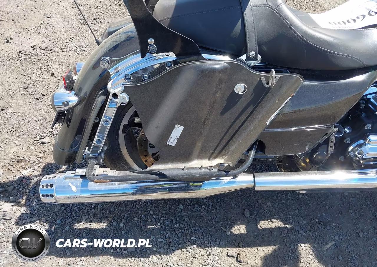2016 Harley-Davidson Flhx Street Glide VIN:1HD1KBM17GB685799 - 17