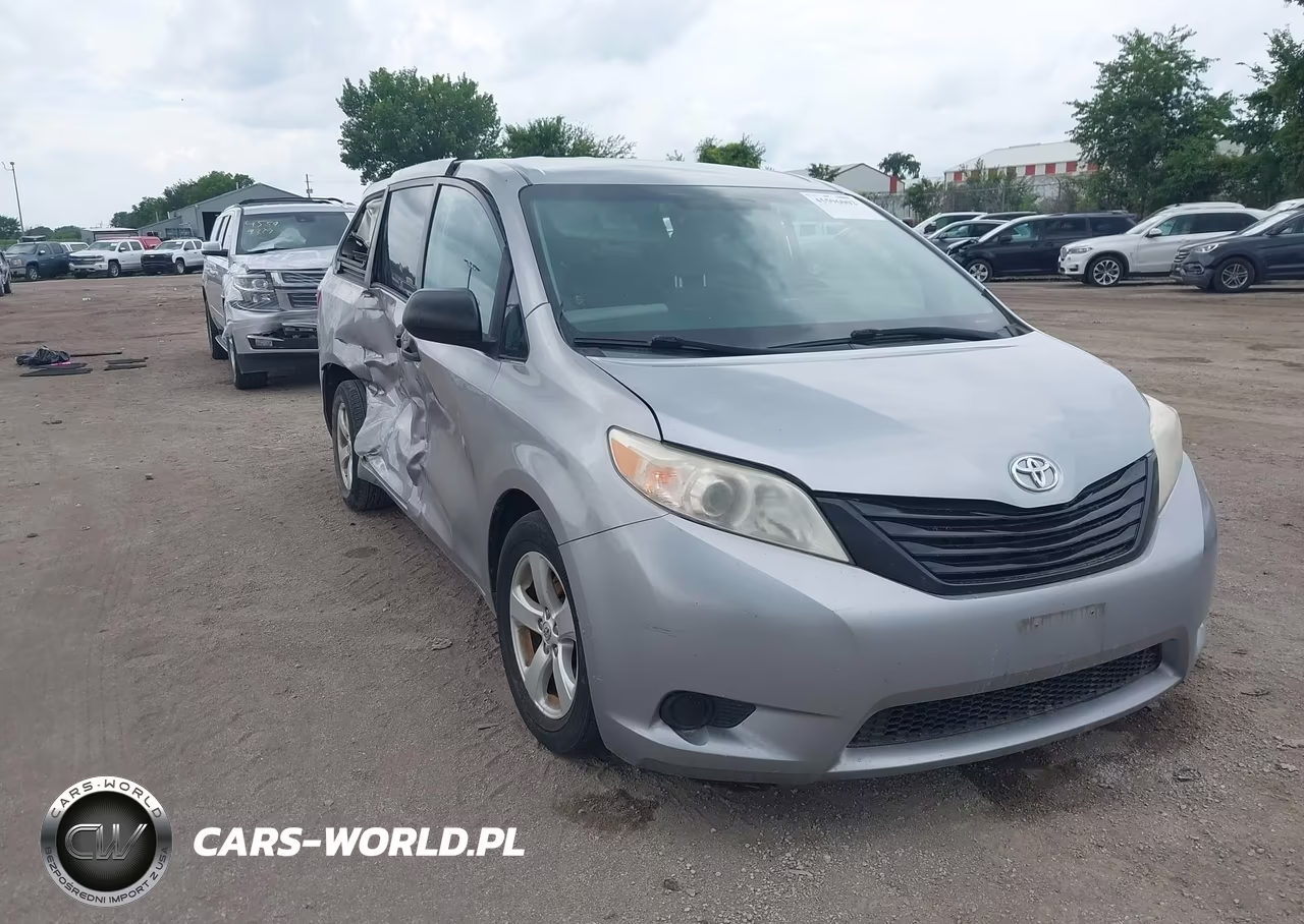 2015 Toyota Sienna L 7 Passenger