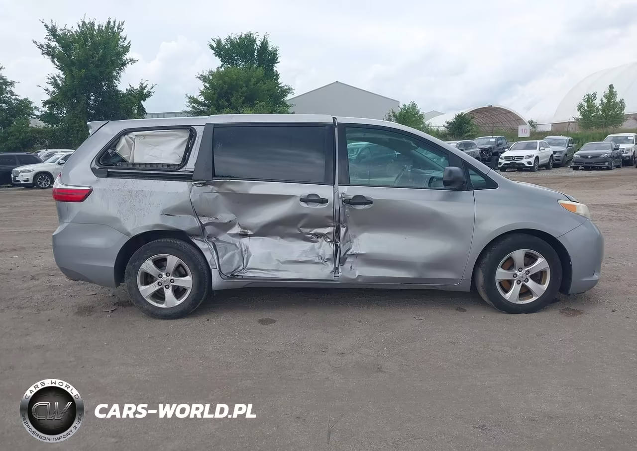 2015 Toyota Sienna L 7 Passenger VIN:5TDZK3DC8FS687550 - 12