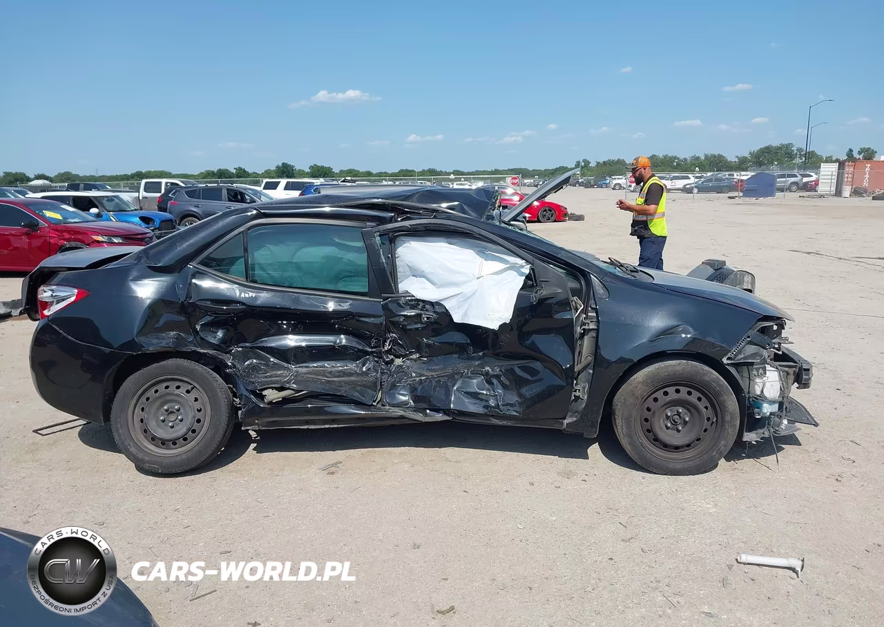 2019 Toyota Corolla Le VIN:5YFBURHE2KP862968 - 13