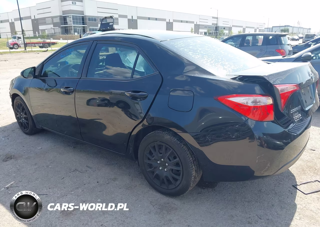 2019 Toyota Corolla Le VIN:5YFBURHE2KP862968 - 3