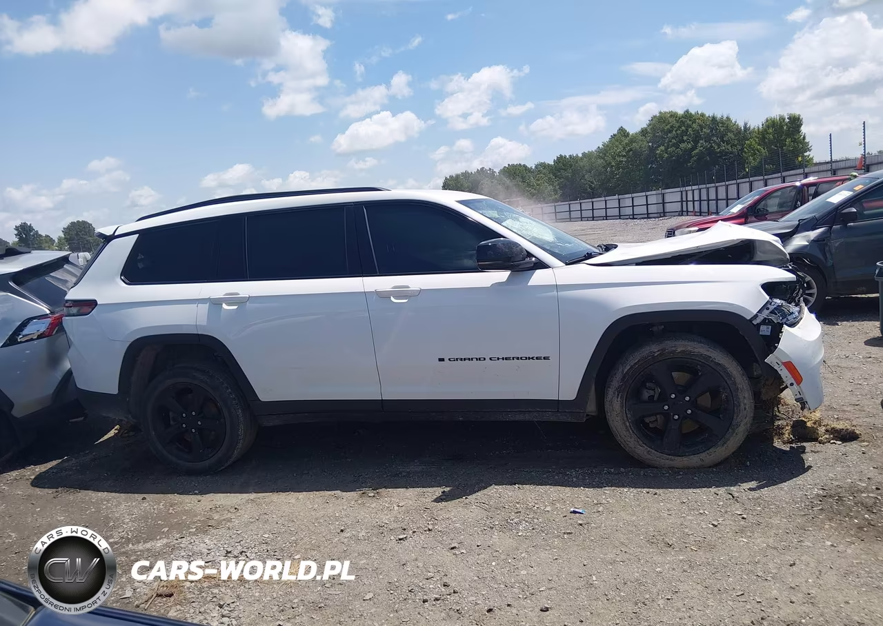 2023 Jeep Grand Cherokee L Altitude 4X4 VIN:1C4RJKAG4P8793858 - 13