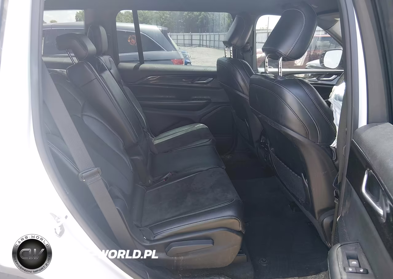 2023 Jeep Grand Cherokee L Altitude 4X4 VIN:1C4RJKAG4P8793858 - 8