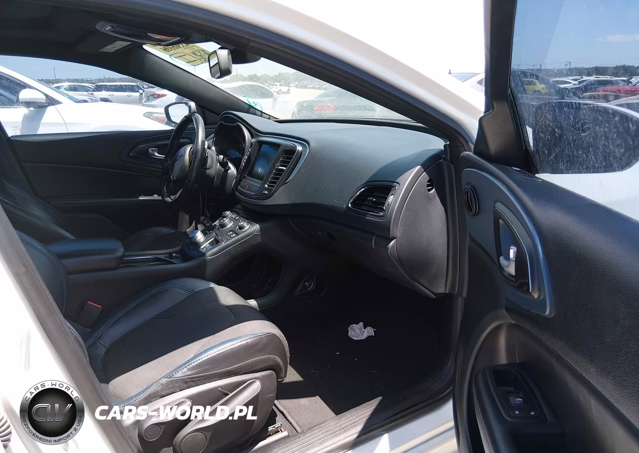 2016 Chrysler 200 S VIN:1C3CCCBG9FN722163 - 5