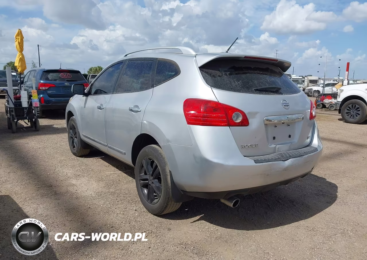 2012 Nissan Rogue Sv VIN:JN8AS5MT5CW613947 - 3