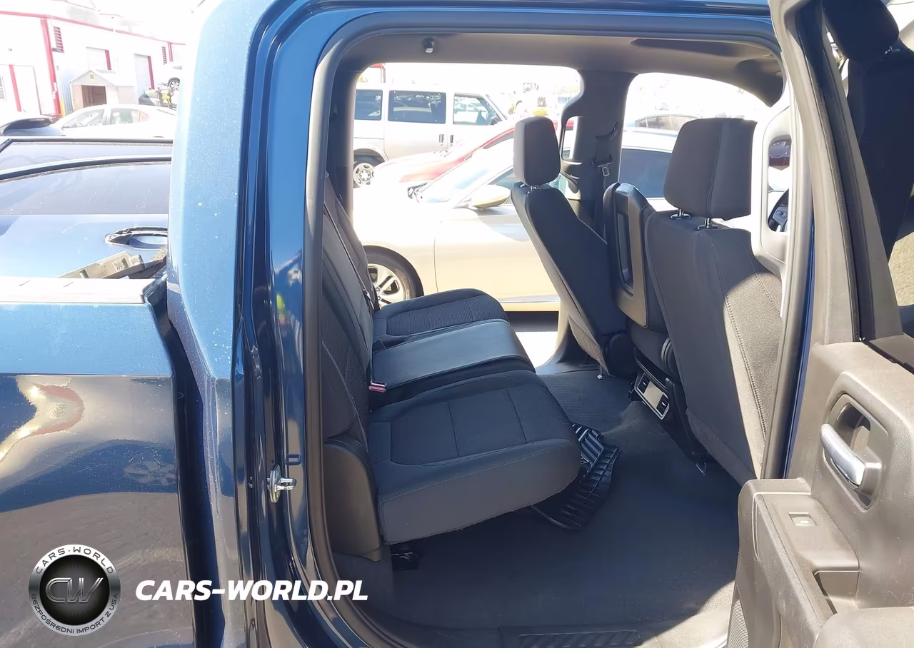 2021 Chevrolet Silverado 1500 2Wd Short Bed Custom VIN:1GCPWBEK3MZ186007 - 8