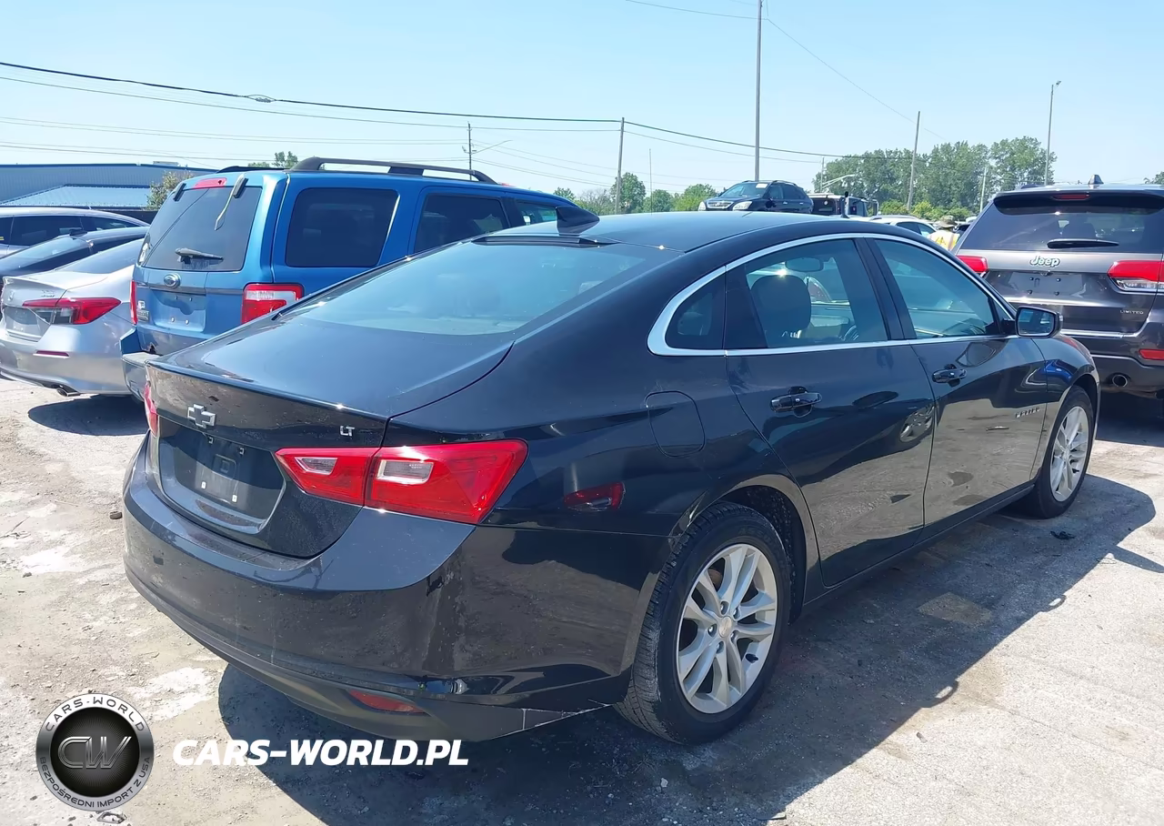 2018 Chevrolet Malibu Lt VIN:1G1ZD5ST9JF253146 - 4
